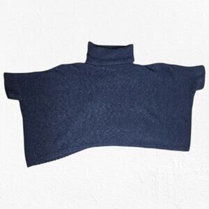 Romeo & Juliet Navy Boucle Chenille Turtleneck Poncho Cape Sweater Size Medium